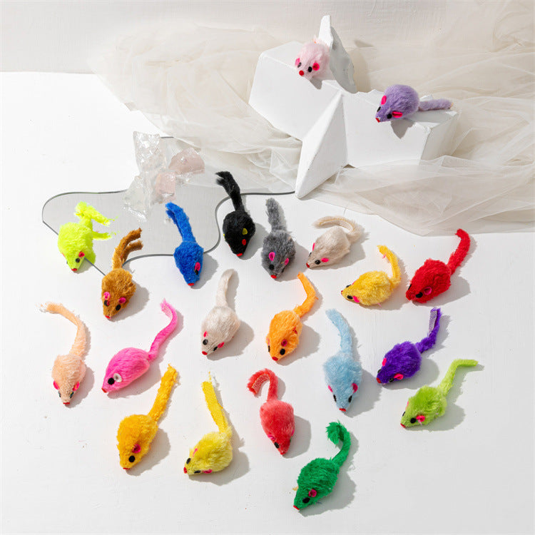 Cat toy: realistic plush mouse