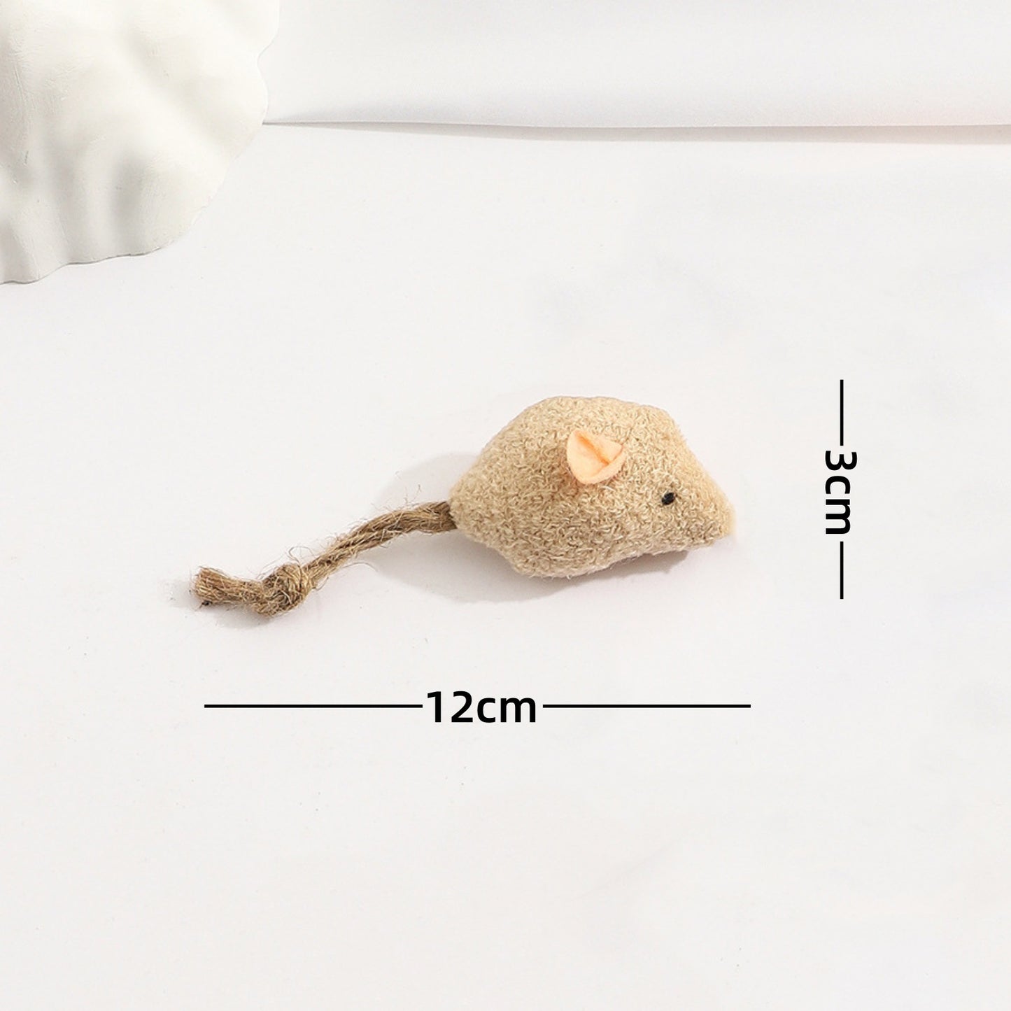 Cat toy: realistic plush mouse